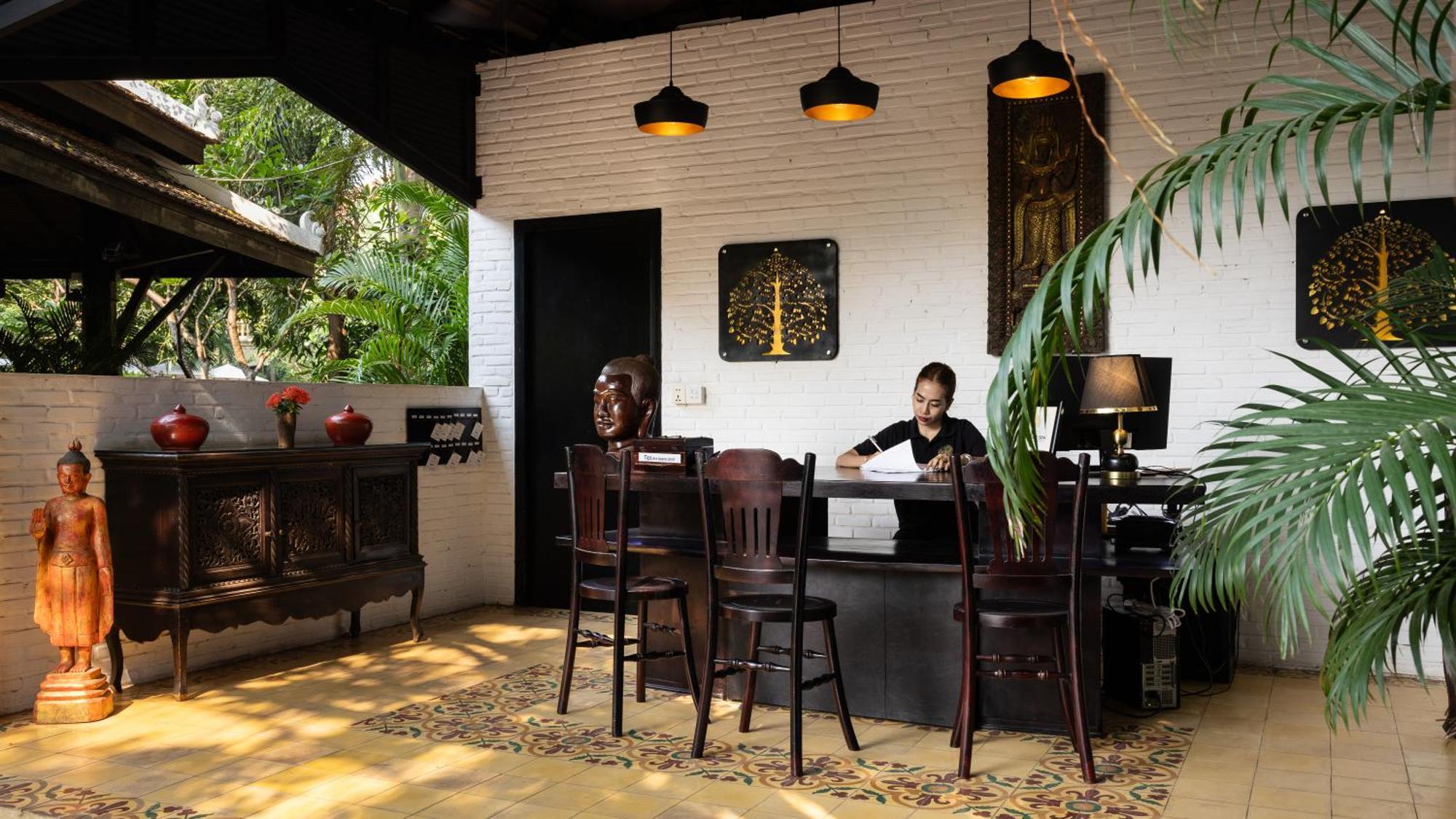 Pavillon D'Orient Boutique Hotel Siem Reap Buitenkant foto